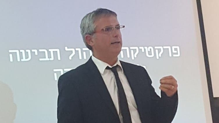 הממשלה גובה אגרה שלא כדין מחולים אונקולוגים המבקשים פטור ממס